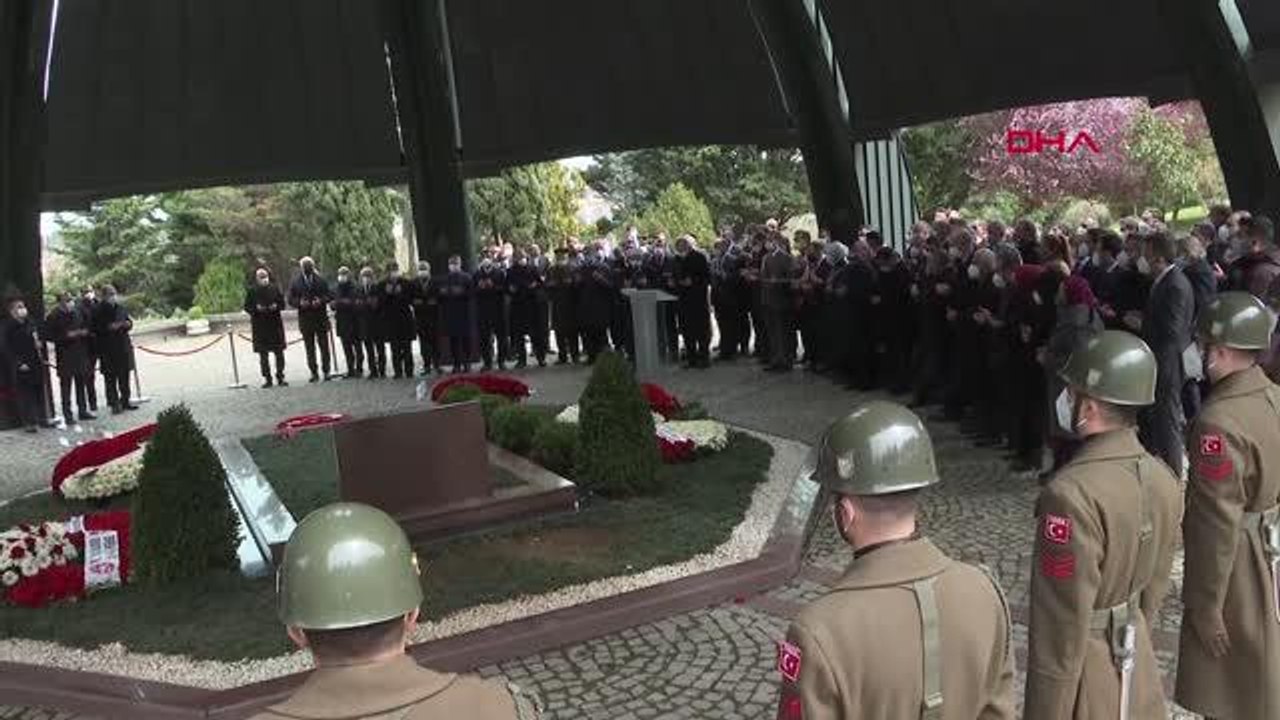 CUMHURBAŞKANI ERDOĞAN, MENDERES, ZORLU VE POLATKAN'IN MEZARLARINI ZİYARET ETTİ