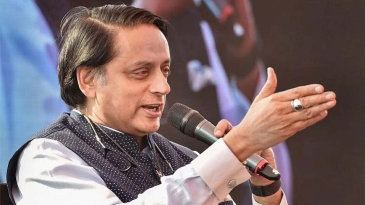 Shashi Tharoor speaks on Why PM chosen him for Swach Bharat