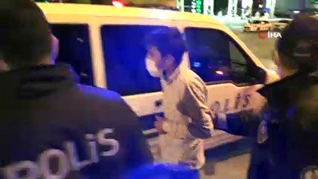 Kısıtlama saatinde durdurulan şüpheli araçtan çıkanlar pes dedirtti