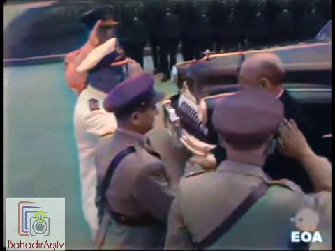 Yunanistan Başbakanı Aleksandros Papagos Türkiye ziyaretinde Adnan Menderes ile 1954 (Renkli) / Greek Prime Minister Alexander Papagos Turkey visit with Adnan Menderes 1954 (Colorized)