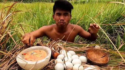 Mukbang Balut with Spicy Sauce by Boy Tapang