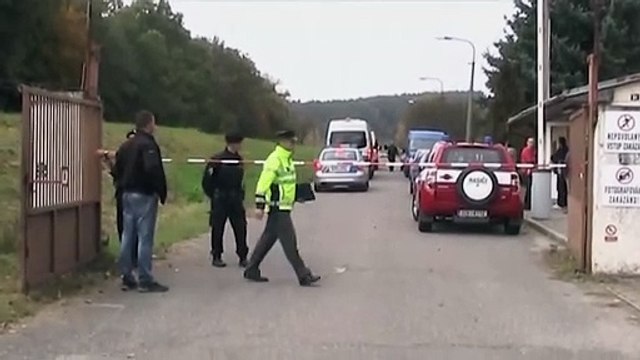 Czech Republic expels 18 Russian embassy staff for 'spying' in 2014 explosion case