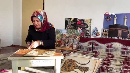 Rölyefe merak sardı, evinin odasını atölyeye çevirdi
