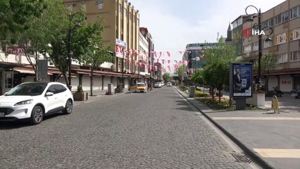 Diyarbakır’da kısıtlamada polis denetimi devam ediyor
