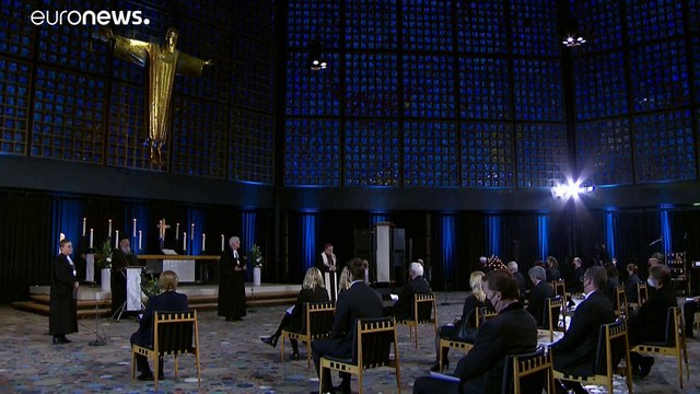 Alemania rinde homenaje a las víctimas de la COVID-19 cuando roza los ochenta mil fallecidos