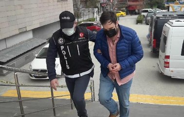 Son dakika haberleri: KISITLAMADA EVLERE GİDEREK UYUŞTURUCU SATAN ŞÜPHELİ TUTUKLANDI