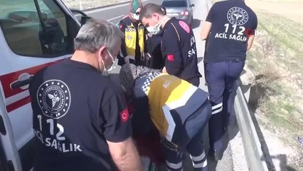 Son dakika haber... Aksaray'da iki otomobil çarpıştı: 4'ü çocuk 9 yaralı