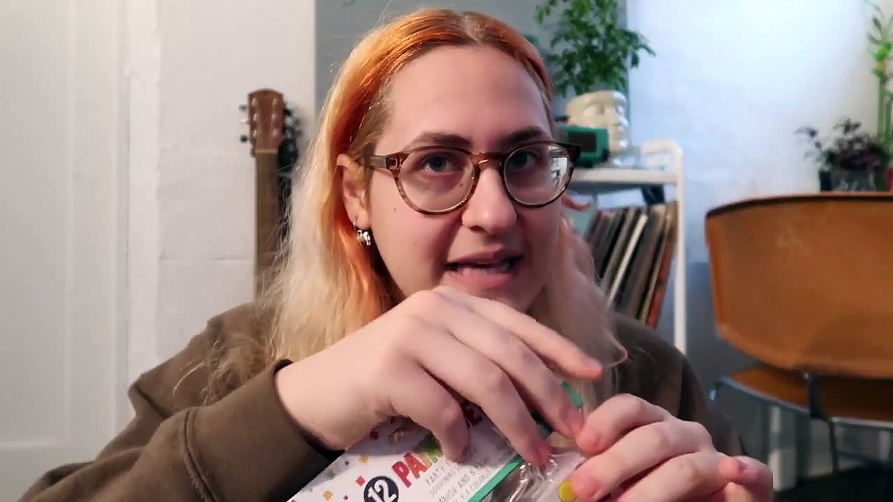 Easiest Floating Shelves With No Brackets // Woodworking Home Project