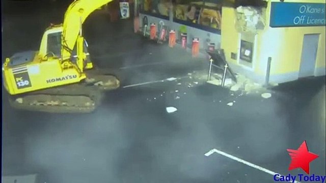 Ils viennent braquer un distributeur de billets... avec une pelleteuse