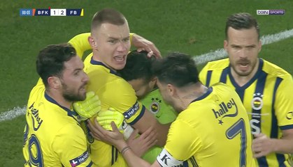 Turquie - Petit miracle pour le Fener, Basaksehir en danger