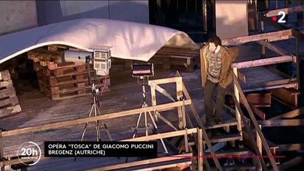 Crise sanitaire : Sébastien Soules, de chanteur d'opéra à livreur à vélo