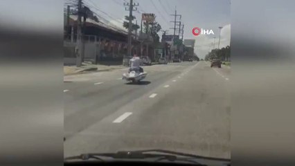 - Jet skiye teker taktı otobana çıktı