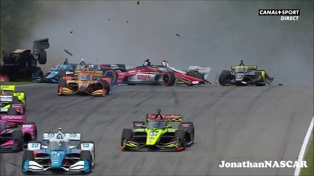 Start Big Crash Barber 2021 IndyCar