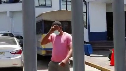 Denuncian hacinamiento en Fiscalía de Invivienda, en Santo Domingo Este