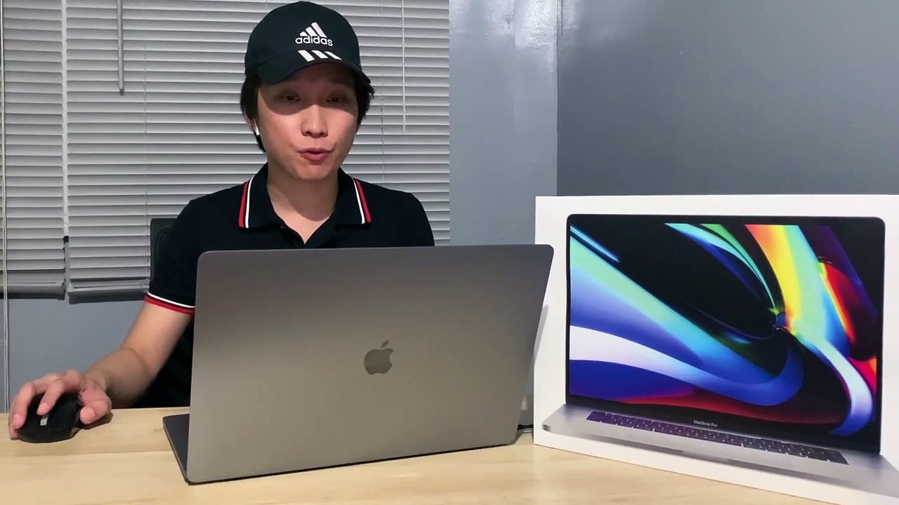 Unboxing Macbook Pro 16" Plus Power Mac Center Education Solutions Process