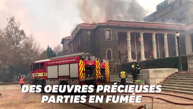 Afrique du Sud: Au cap, des trésors littéraires partent en fumée dans un vaste incendie