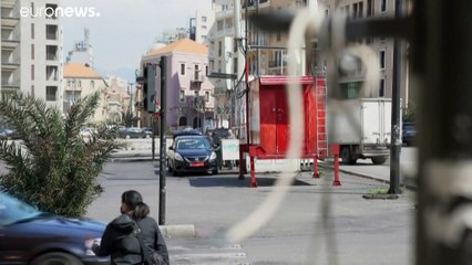Plongée dans le noir, la capitale Beyrouth est-elle en train de s'effondrer ?