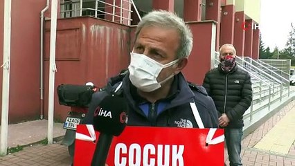 Nafaka yürüyüşünde 2 saat tutuklu kaldıktan sonra yoluna devam etti