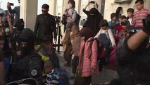 أكراد سوريا يسلمون روسيا 34 طفلا يتيما من أبناء مقاتلي تنظيم الدولة الإسلامية