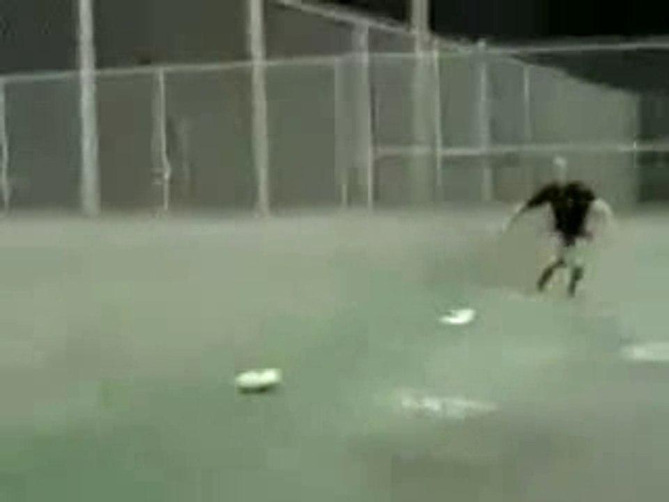 Boomerang avec une bouteille de Coca