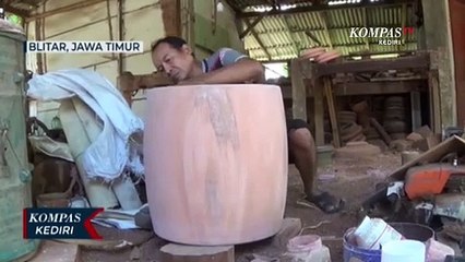 Berkah Ramadan Bagi Pengrajin Rebana Di Kabupaten Blitar