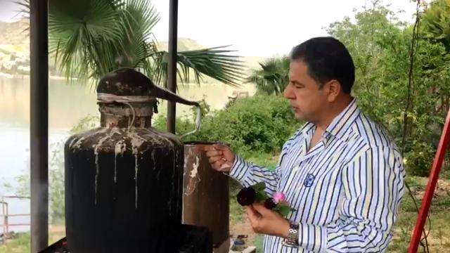 Karagül odun ateşinde kokuya dönüşüyor