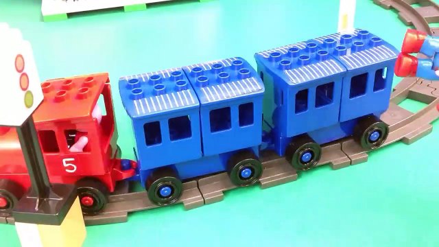 Peppa Pig Train Station Construction Set Duplo Lego Spiderman Saves George Pig With Daddy Pig
