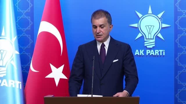 Çelik: (Sığınmacılara) Yunanistan sahil güvenlik unsurları resmen benzin dökerek, yakmaya çalışarak bir katliama imza atmaya çalışıyor