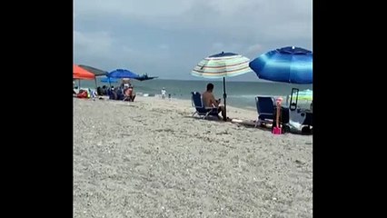 WWII-era plane makes emergency water landing in Florida