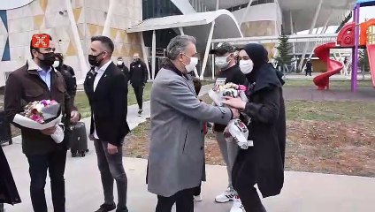 Beşiktaş'a Sivas'ta meşaleli karşılama