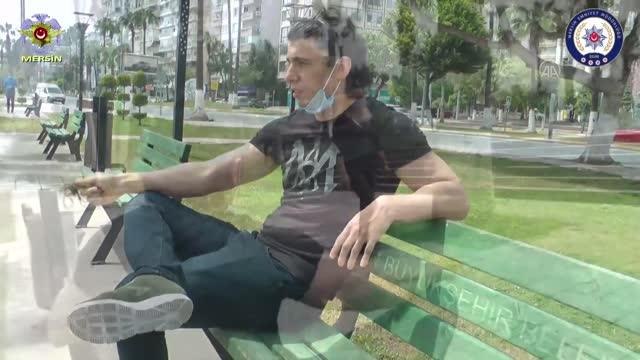 Son dakika haber: Kapkaç olayını canlandıran Mersin polisi, video kliple 112'nin önemine dikkati çekti