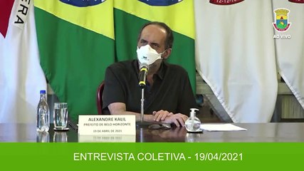 Kalil sobre Bolsonaro: "Só se eu conversar com ele com sinal de fumaça"