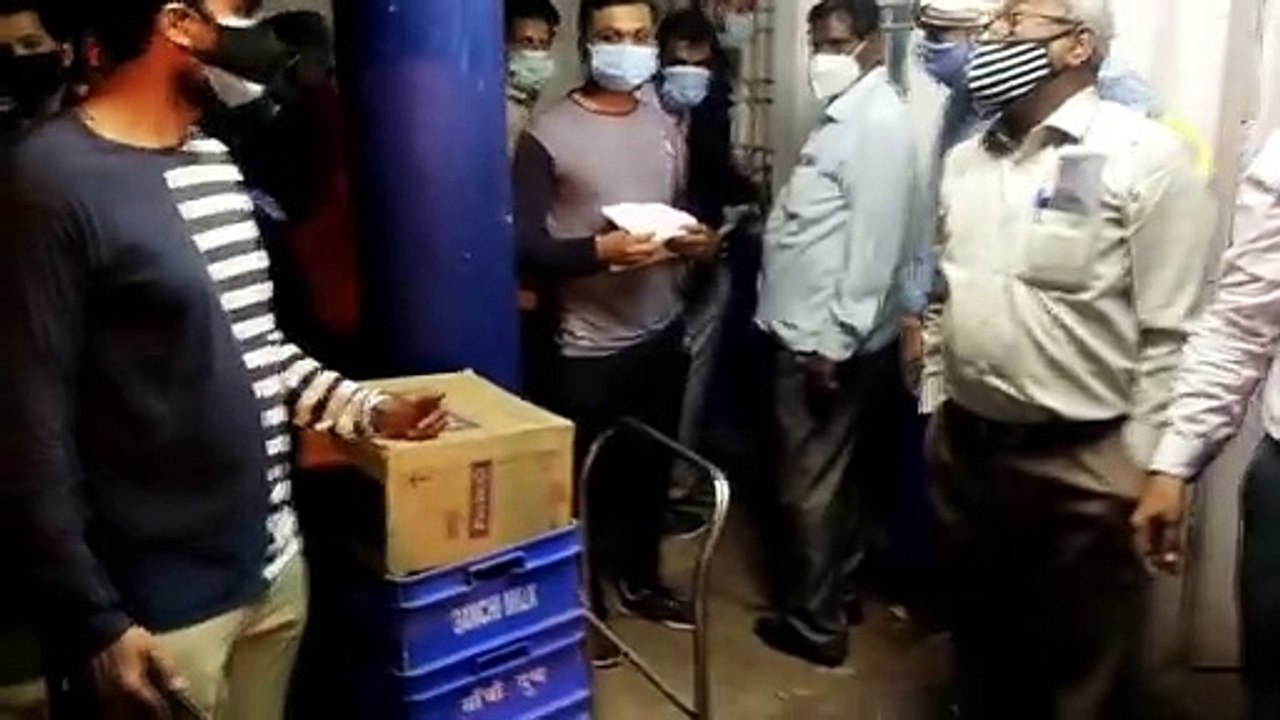 रेमडेसीविर इंजेक्शन नहीं मिलने पर भड़के कोरोना मरीजों के परिजन