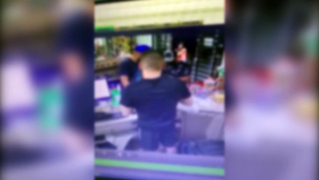 Câmera mostra ladrões assaltando distribuidora de bebidas na Av. Tancredo Neves, no Bairro Alto Alegre