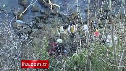 Sarıyer'de araç denize uçtu