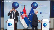 UE pressiona Sérvia a retomar o diálogo com o Kosovo