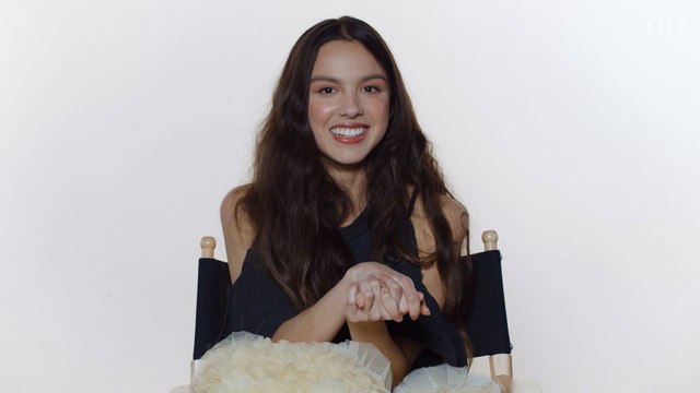 Olivia Rodrigo Sings Taylor Swift, No Doubt & drivers license in a Game of Song Association
