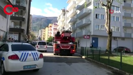 Eşini öldürdü, 1 saat boyunca peş peşe ateş açtı
