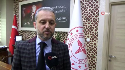 Hastane önünde Korona testi kuyruğu