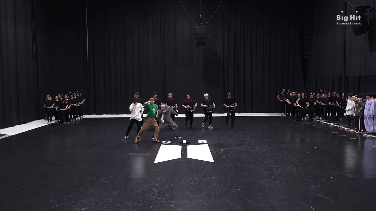 Dance Gavin Dance - "Uneasy Hearts Weigh The Most" (Tree City Session 2)