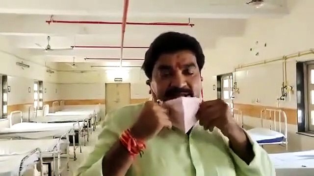 विधायक संजय शुक्ला पहुंचे तो खाली पड़े थे MY चाचा नेहरू अस्पताल, दावा था मरीजों से भरे हैं अस्पताल
