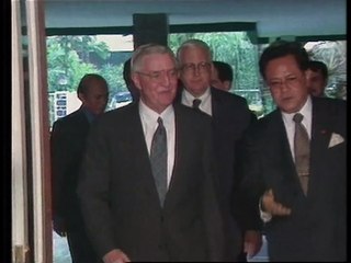 Meghalt Walter F. Mondale