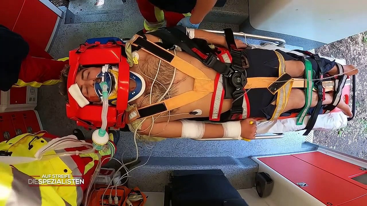 Wo Ist Emma? Ein Autounfall Im Wald Lässt Das Schlimmste Vermuten...| Die Spezialisten | Sat.1