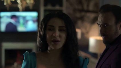 باسم مغنية يصفع دانييلا رحمة على مؤخرتها!