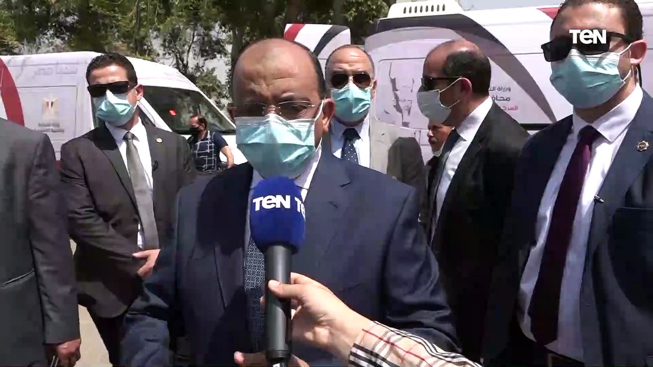 التخطيط المصرية تسلم الدفعة الأولى من سيارات المراكز التكنولوجية المتنقلة