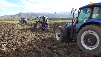 Türkiye’nin 3. büyük ovasında çiftçiler ekime başladı