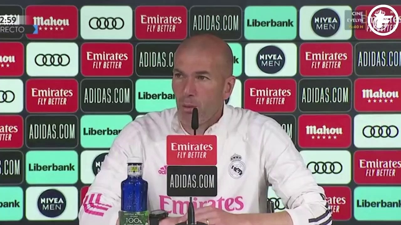 Zinédine Zidane botte en touche à propos de la Super League