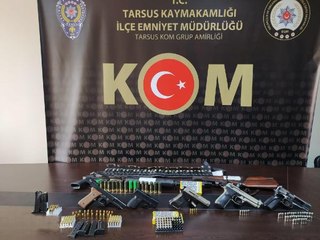 Son dakika: MERSİN VE ADANA'DA SİLAH KAÇAKÇILIĞI OPERASYONU: 14 GÖZALTI