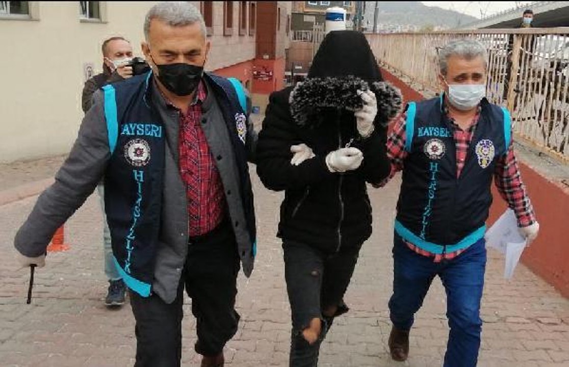 Son dakika haberi: CAMİLERDEN MUSLUK ÇALAN 3'Ü ÇOCUK 4 KİŞİ YAKALANDI