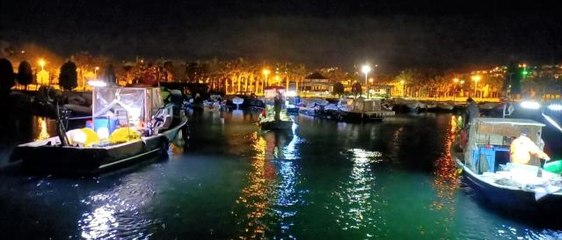 Tekneler karaya oturdu, 7 kişi mahsur kaldı